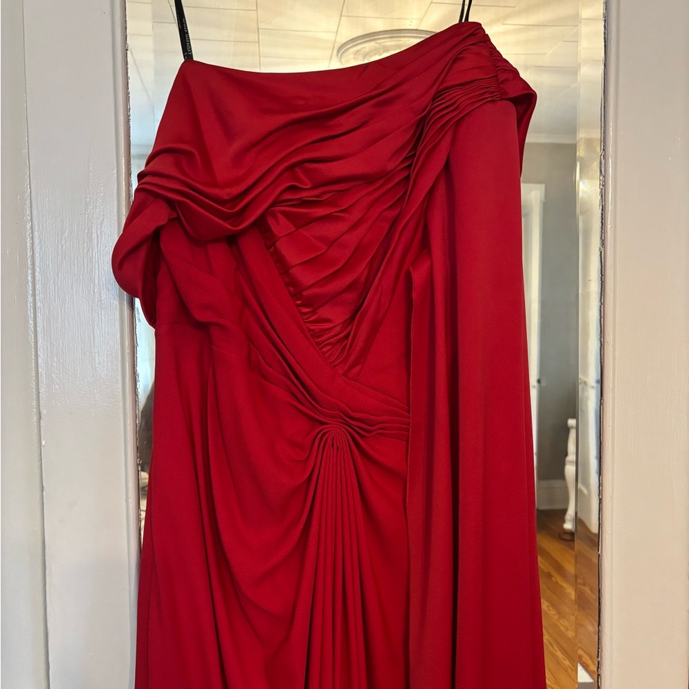 Tadashi Shoji Scarlet One Shoulder Gown - Picture 5 of 5